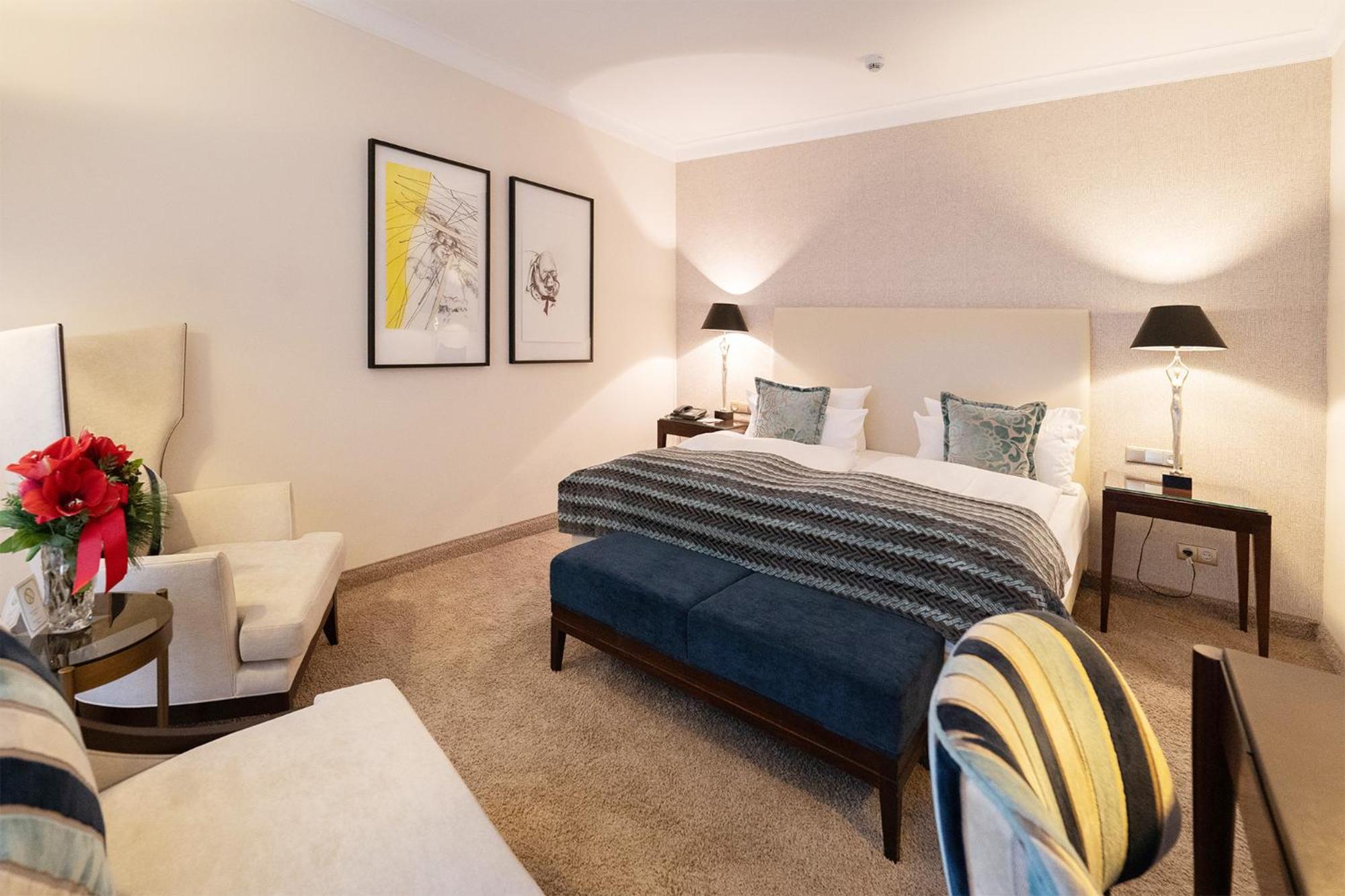Bernstein Hotel Villa Kastania Берлин Екстериор снимка