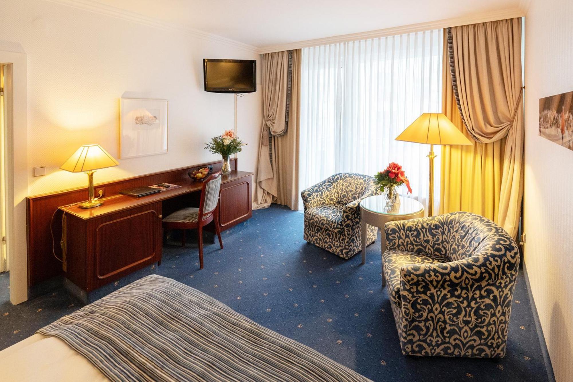 Bernstein Hotel Villa Kastania Берлин Стая снимка