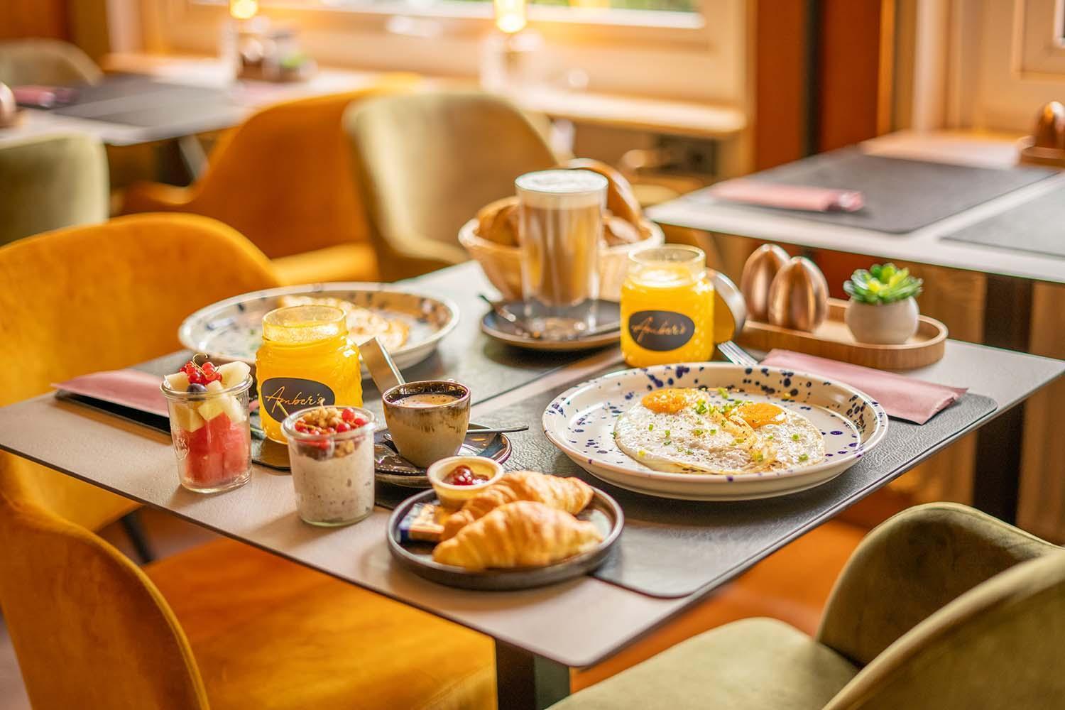 Bernstein Hotel Villa Kastania Берлин Екстериор снимка