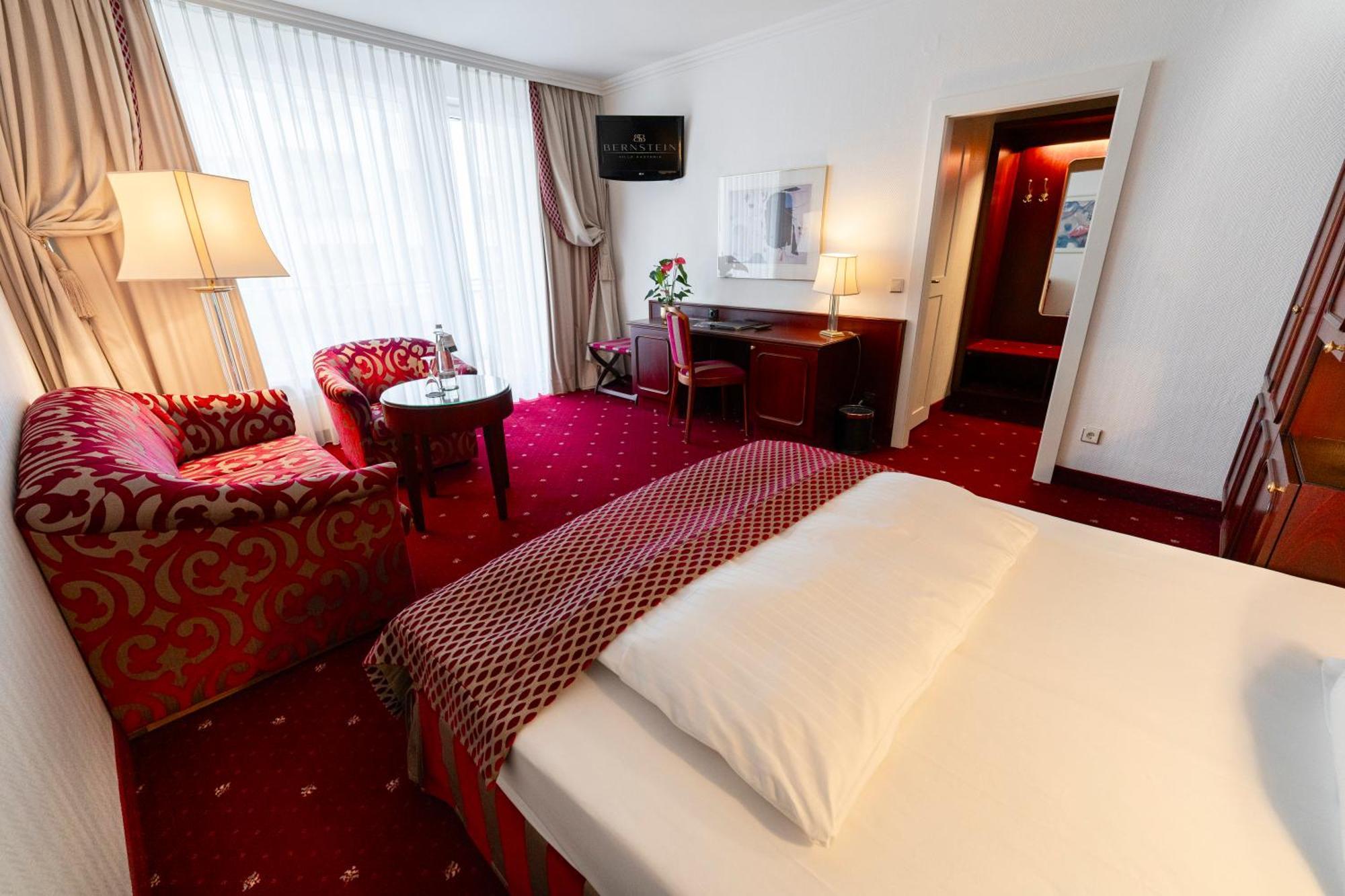 Bernstein Hotel Villa Kastania Берлин Екстериор снимка