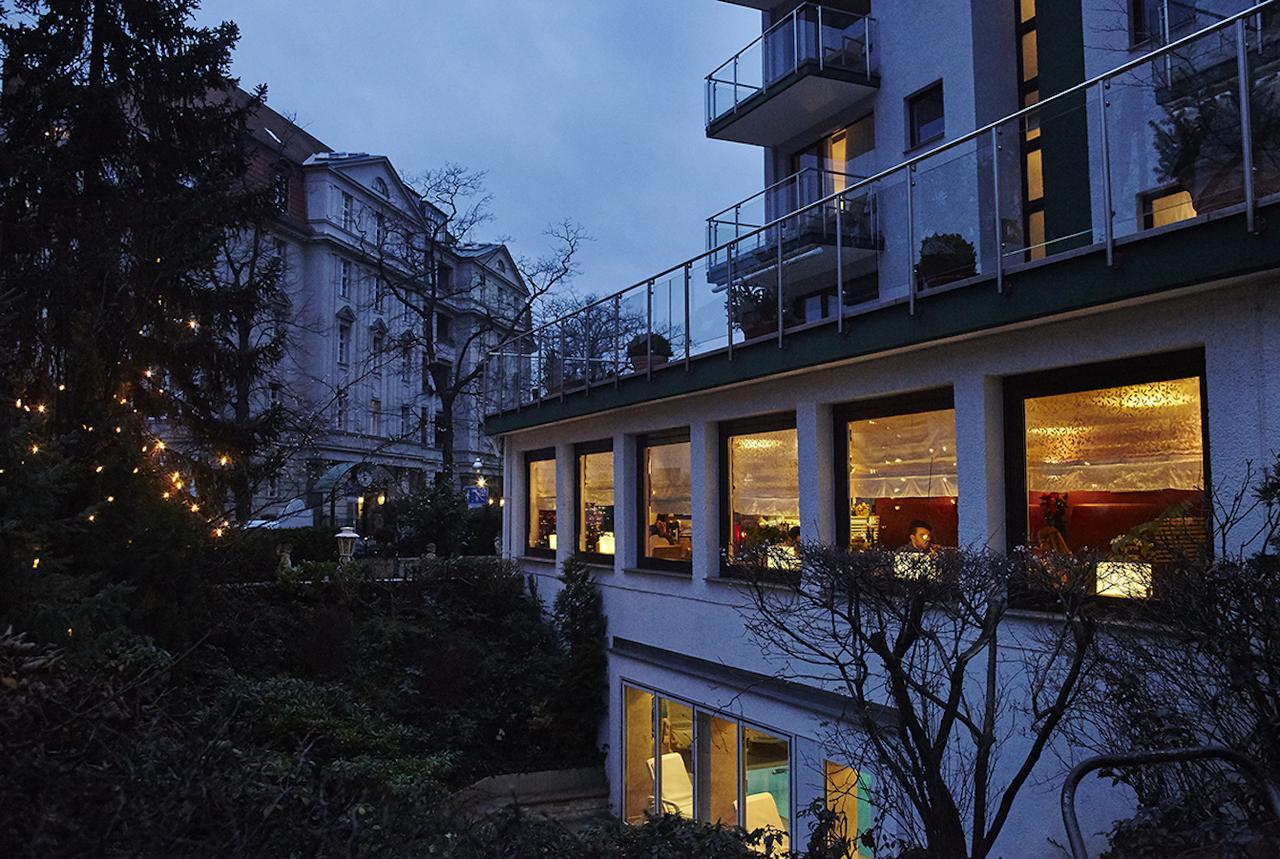 Bernstein Hotel Villa Kastania Берлин Екстериор снимка