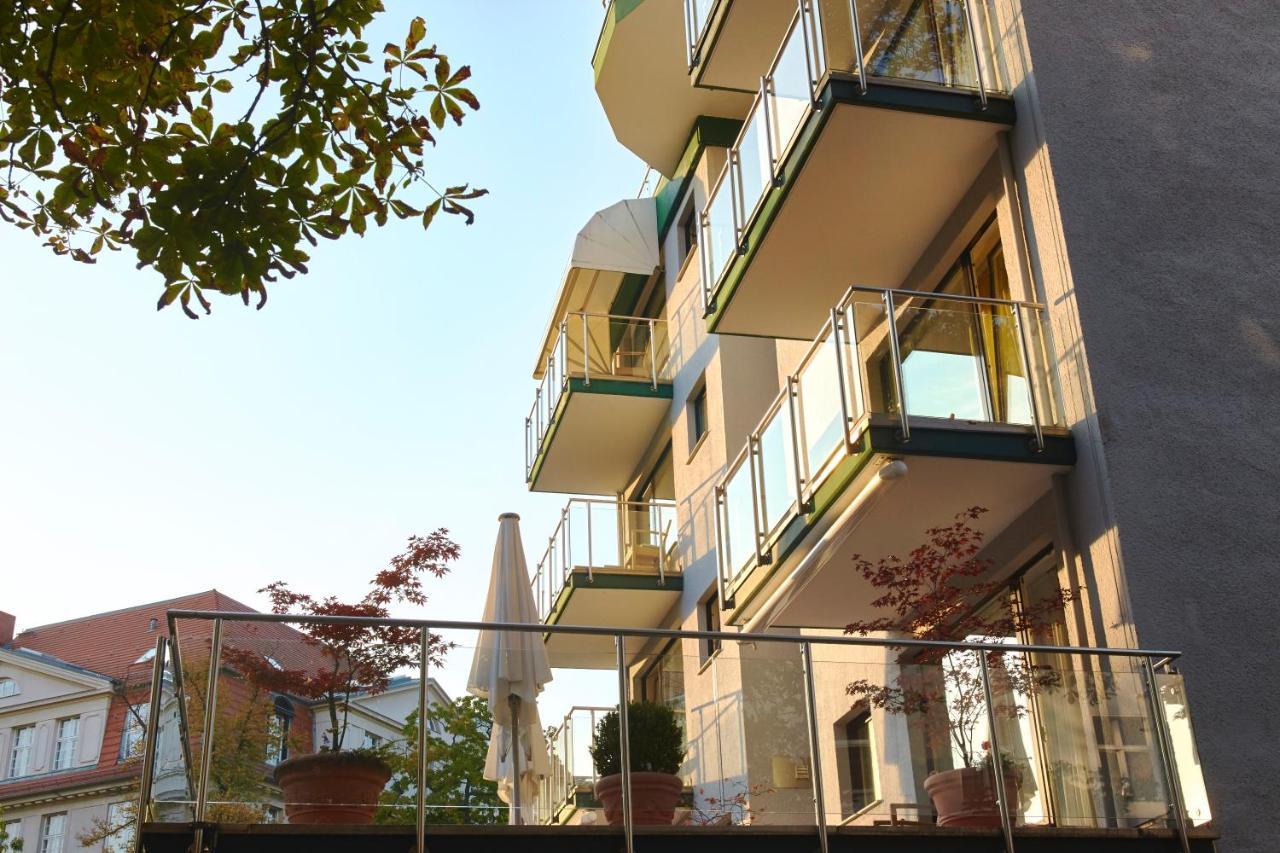 Bernstein Hotel Villa Kastania Берлин Екстериор снимка