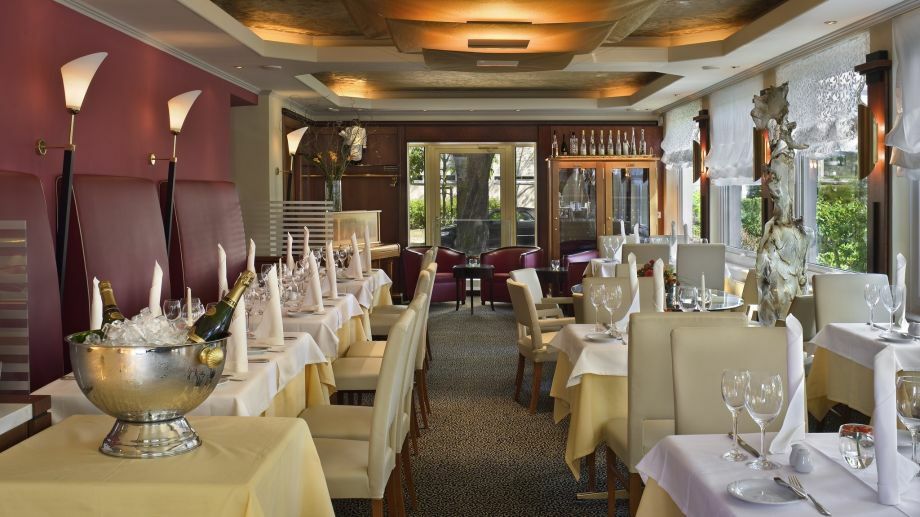 Bernstein Hotel Villa Kastania Берлин Екстериор снимка
